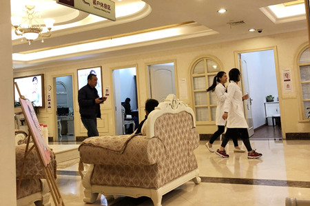 上海微针填充颈脖纹人气医院排名前十名上新，上海暨美医疗姜容医院实力与口碑极佳！