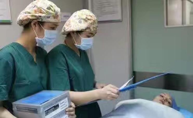 2022上海水光针注射口碑整形医院排行前十位来喽！上海郑逸冰医疗美容诊所顺利入围