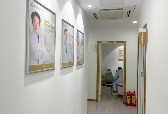 2022广州眼皮下垂提拉术医院前十排名提前预览！广州维珞斯医疗美容诊所凭实力入围榜一