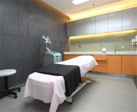 2022武汉唇纹射频去除比较好的整形医院排行前十佳实力一览！武汉市第四医院整形美容外科选择不亏！
