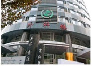 重庆医科大学附属第二医院下颌角整形有何优势？有哪些注意事项？