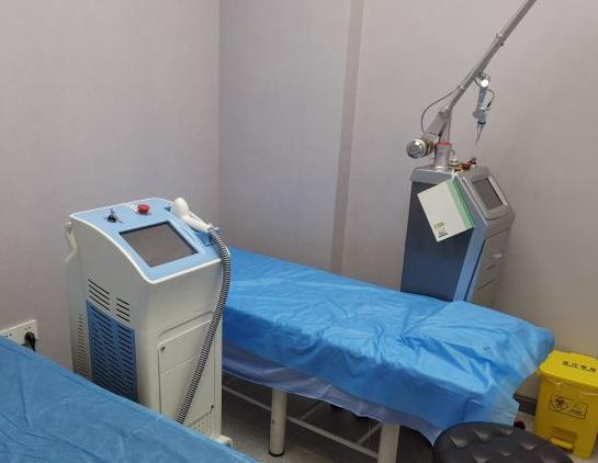 扬州第一人民医院整形美容科_皮肤治疗室