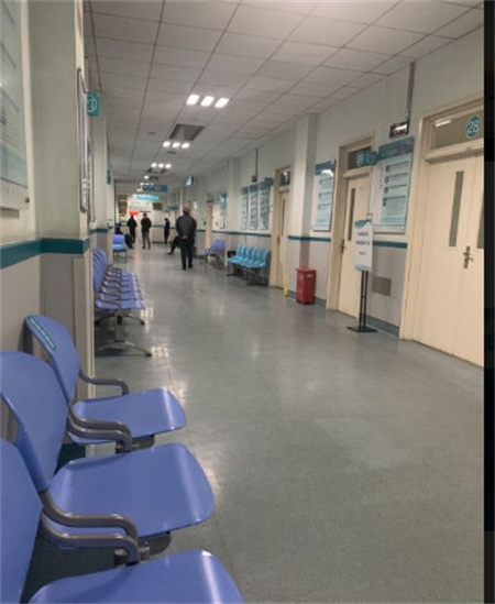 新疆医科大学第一附属医院烧伤整形科_走廊