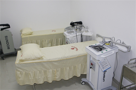 西安医学院第一附属医院皮肤科_皮肤治疗室